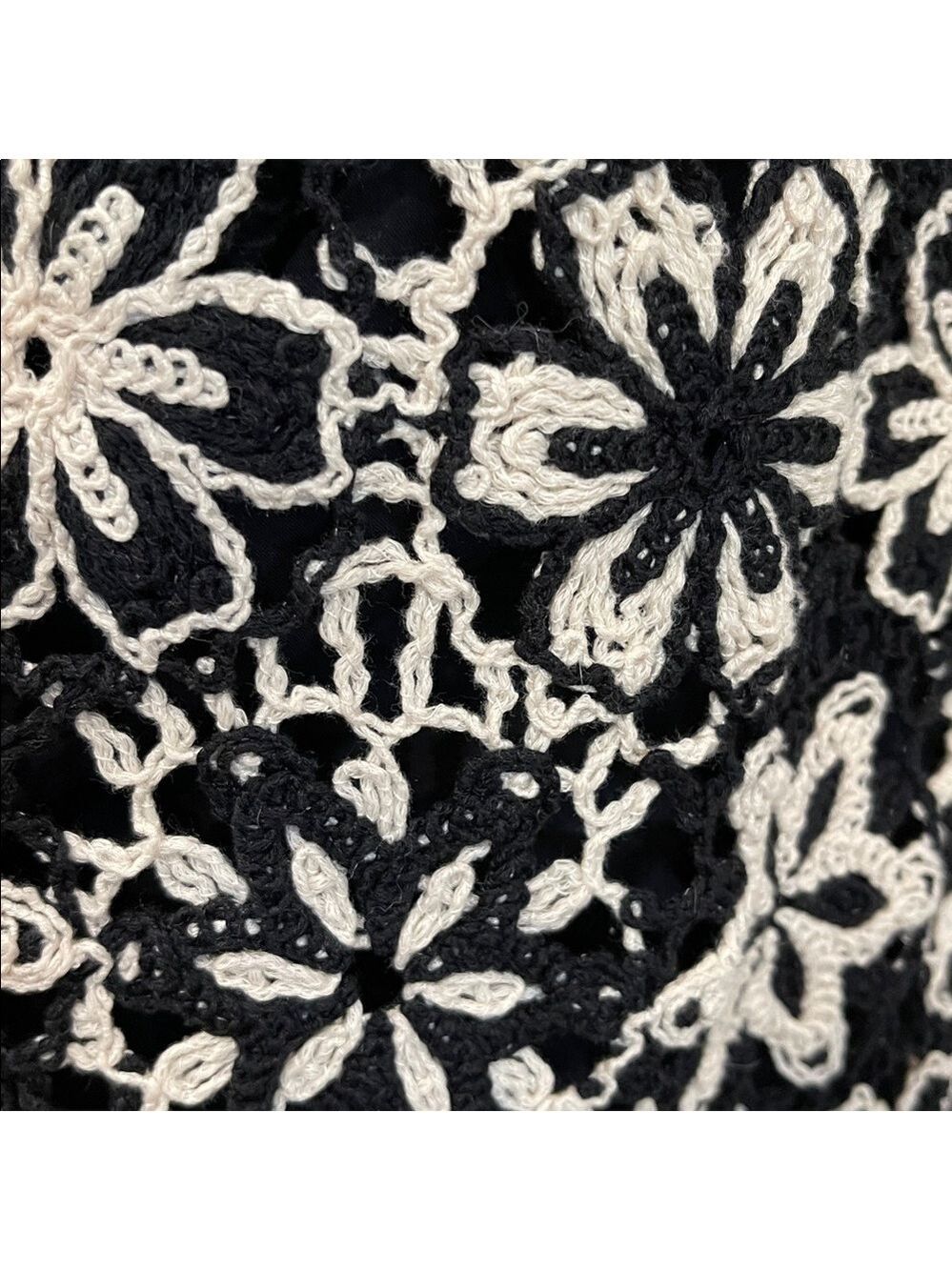 Zara Crochet Flower Mini Dress SZ M Black Cream - Picture 7 of 10